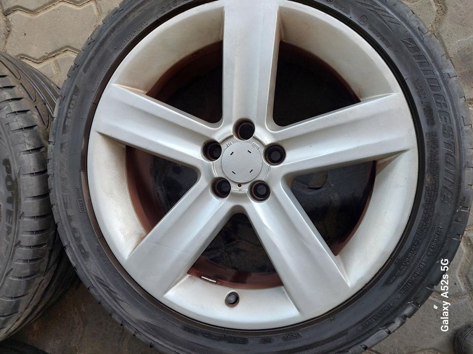 JANTES AUDI R17 COM PNEUS 225/45 FURAÇÃO 5X100