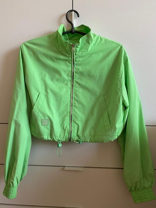 Ветровка Bershka