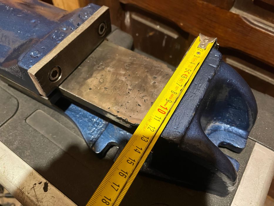 Stare prl narzedzia imadło maszynowe bison