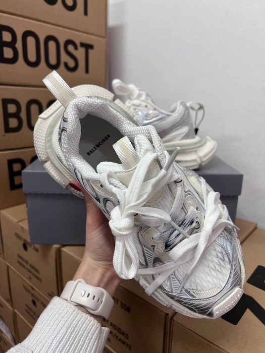 Balenciaga 3XL White Silver трендові кросівки баленсіага  на платформі