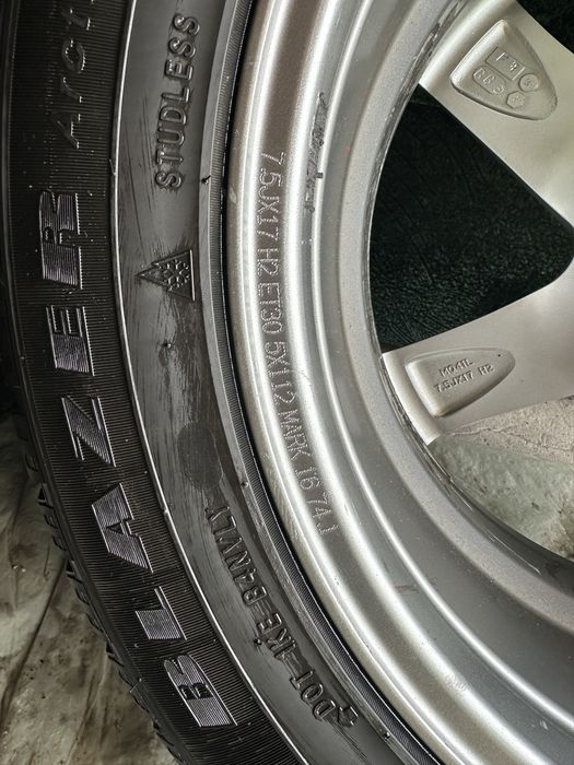 Продам комплект резини, sailun ice blazer arctic 225/55/17