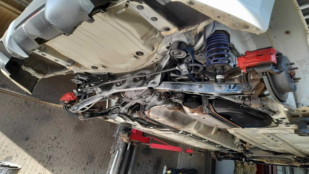 Konserwacja podwozia bez utraty gwarancji, piaskowanie, serwis