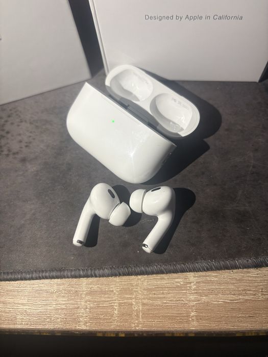 AirPods Pro 2 semi-novos