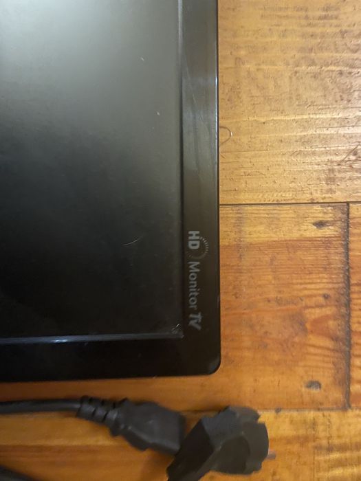 Монітор телевізор lg fletron 19 дюймів