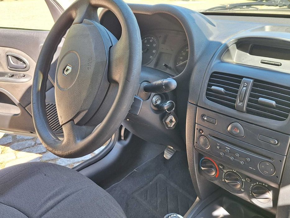 Renault Clio 1.2 16V 2004