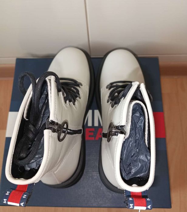 Tommy Jeans Botki sznurowane na platformie r. 38 – TJW Lace Up Boot