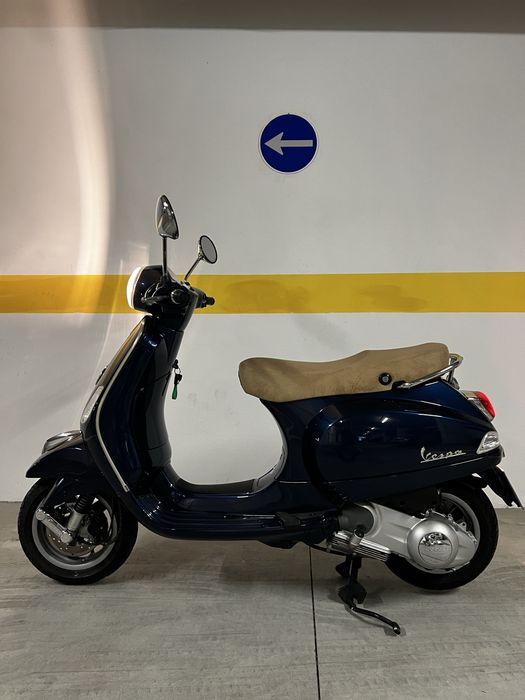 Vespa LX 125 i.e. 3 valvole - 2010 - Excelente Estado