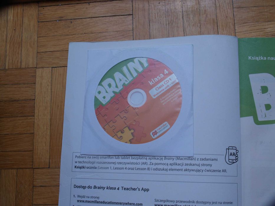 Brainy 4 Książka nauczyciela, Macmillan