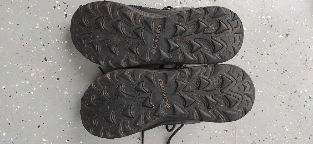 Buty trekkingowe Columbia rozmiar 43 z wkładką żelową