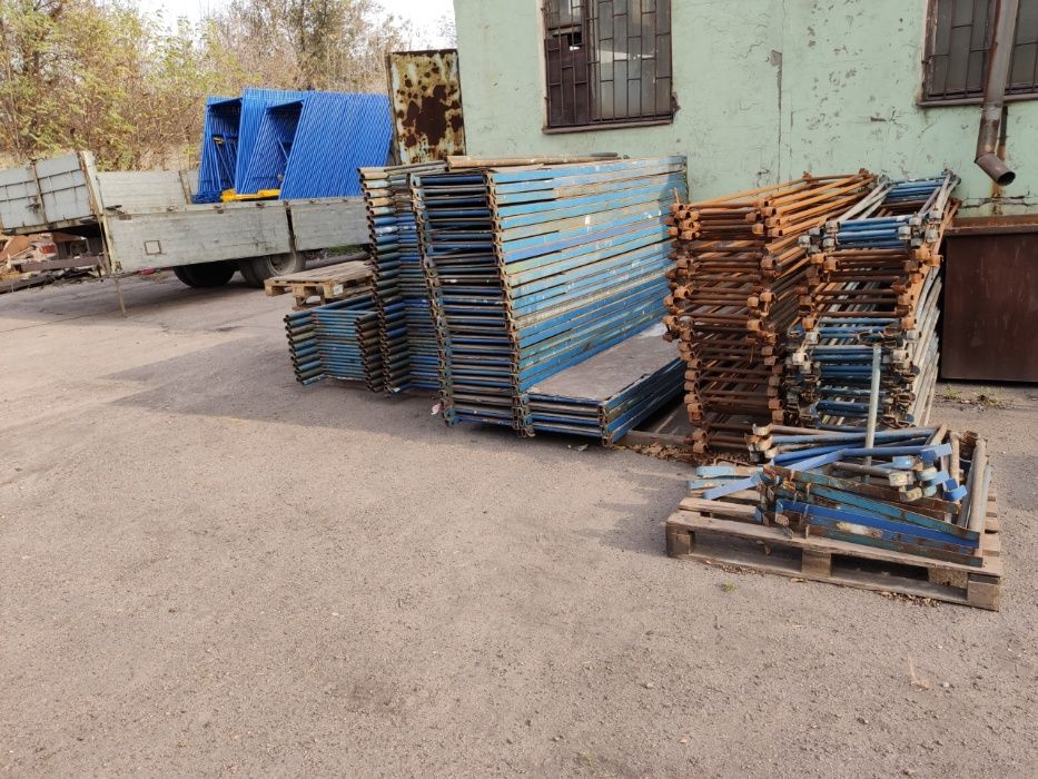 Оренда прокат леса риштування будівельні вишки- тура підмостки