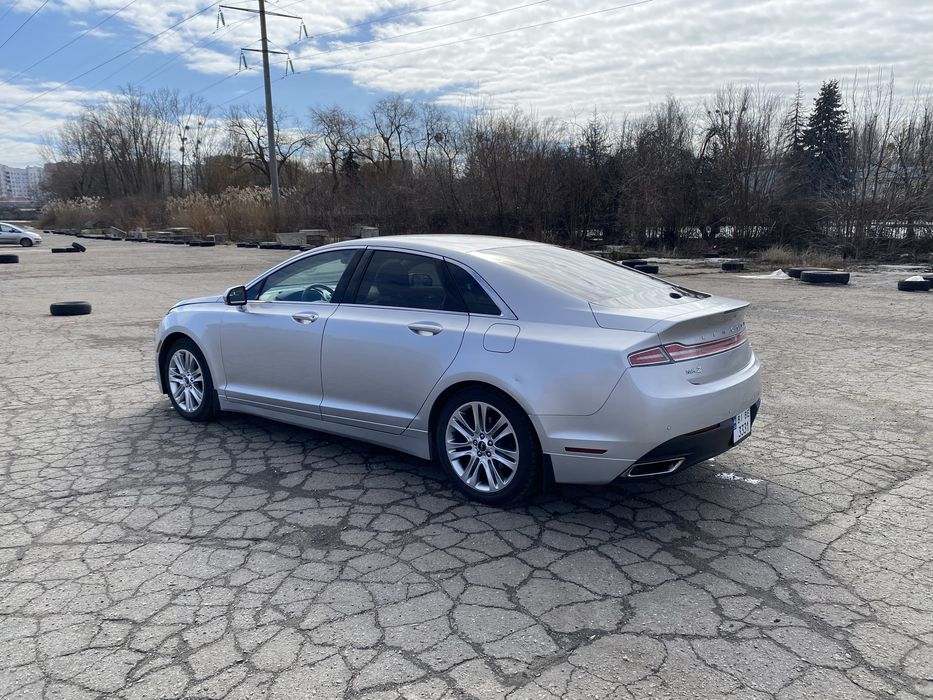 Lincoln mkz 2.0 гібрид