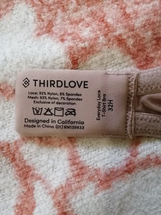 Продам бюстгальтер.