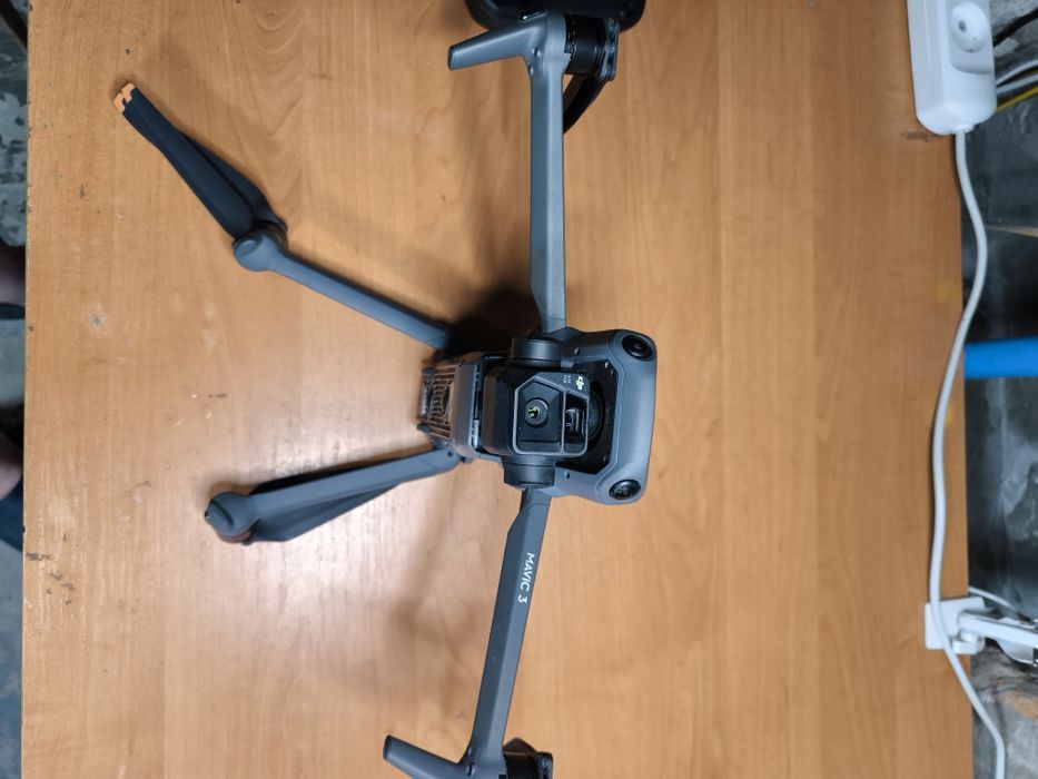 Квадрокоптер DJI Mavic 3E