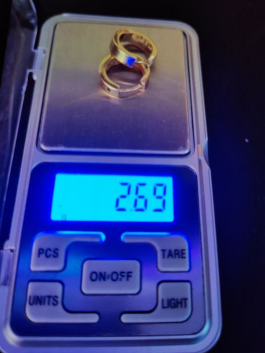 Продам золоті сережки