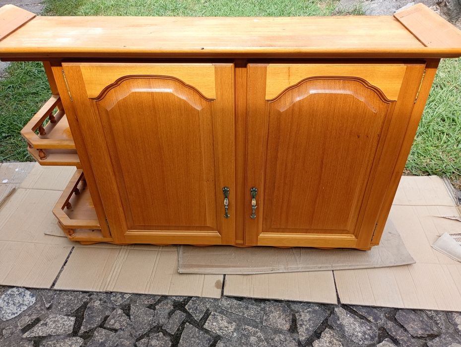 Moveis de cozinha em madeira