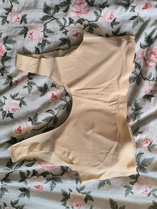 Biustonosze zapinane z przodu