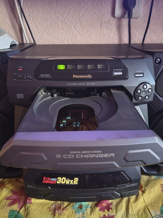 Продам музичний центр Panasonic