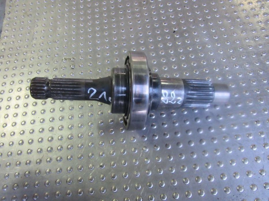 Wałek WOM PTO 1000 RPM 9840406 9843942 New Holland 8970 8870 8770 8670 Ford G240 G210 G190 G170