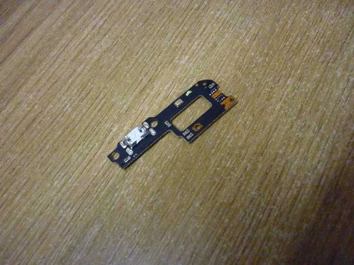 Шлейф, плата на Xiaomi Mi A2 Lite с разъемом зарядки и микрофоном
