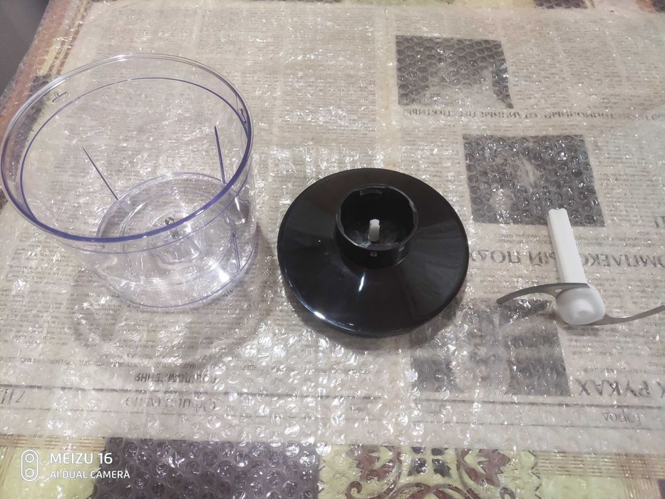 Блендер EXPERT EBS-6020B Чаша.