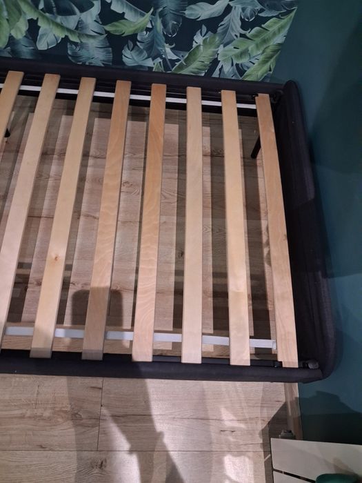 Sprzedam pojedyńcze łóżko