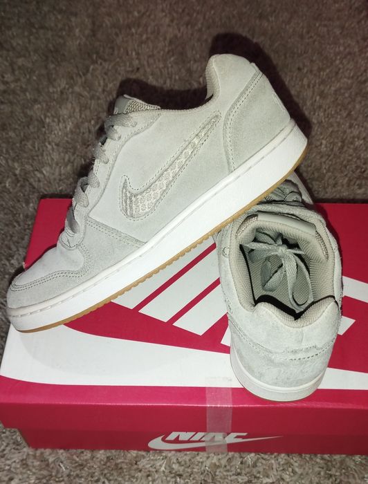 Ténis Nike Court Vision. Tamanho 37,5