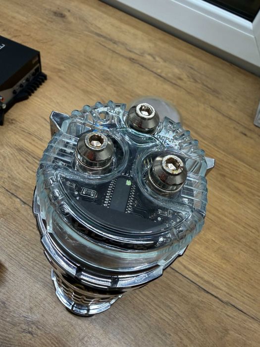 kondensator car audio 1 farad aiv,napięcie,voltomierz