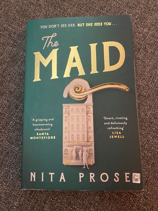 Livro The Maid, Nina Prose - em inglês