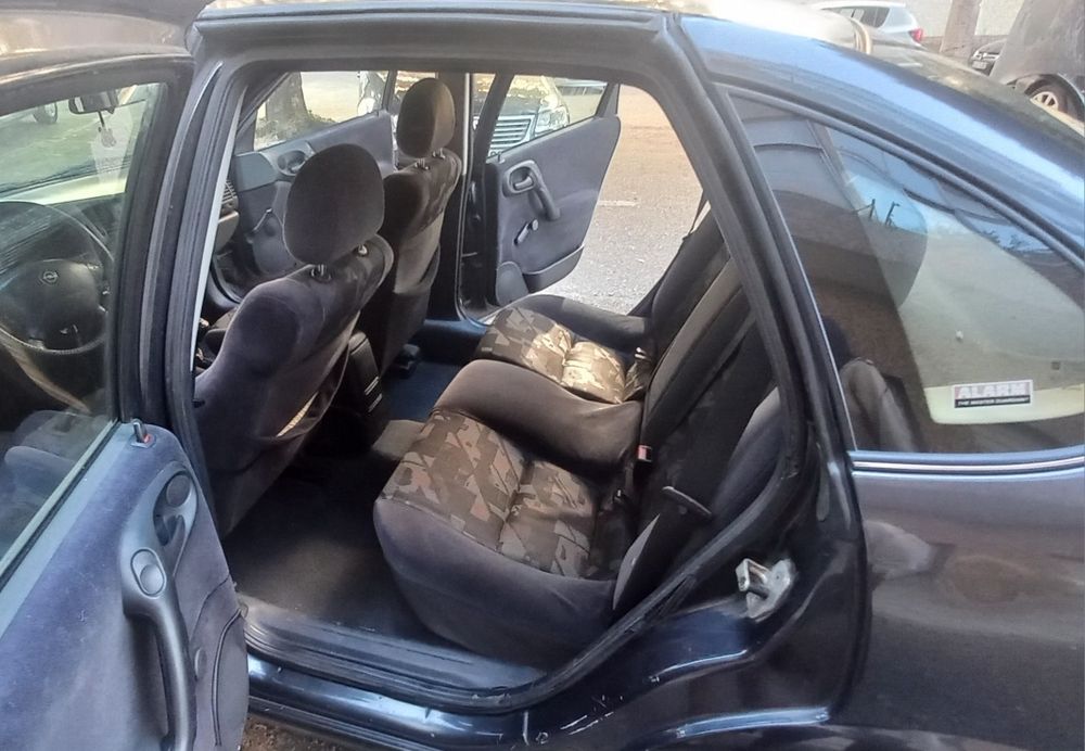 Opel vectra 1998