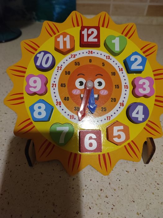 Дерев'яні іграшки часи