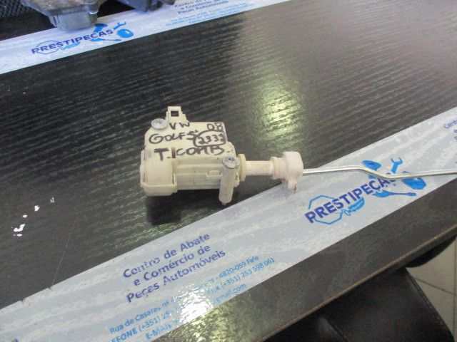 Pistola do depósito de combustível VOLKSWAGEN Golf V (1K1)