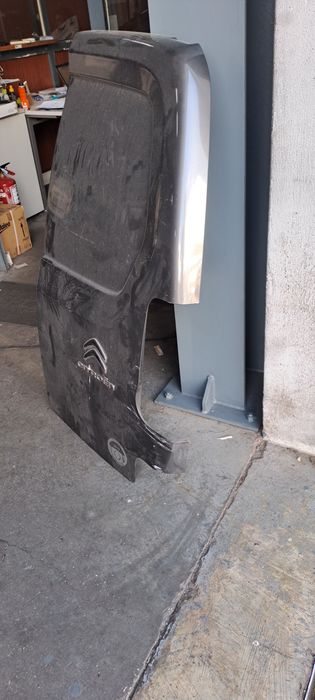 Porta Mala Direita Citroen Berlingo 2019