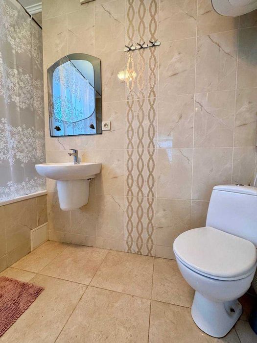 Большая 1- комнатная квартира в ЖК Малиновский по Бреуса от СК Стикон.