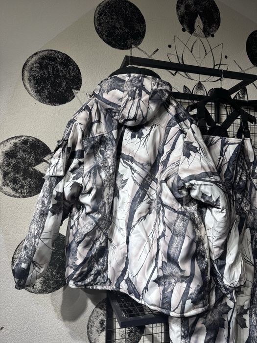 Камуфляжная зимняя форма Зимний лес с полукомбинезоном