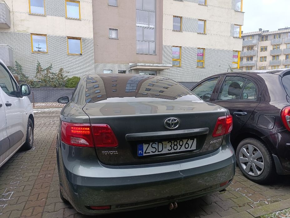Toyota Avensis t27 hak