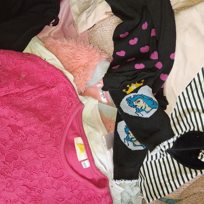 Ubranka dla dziewczynki ponad 30 sztuk 110 do 122
