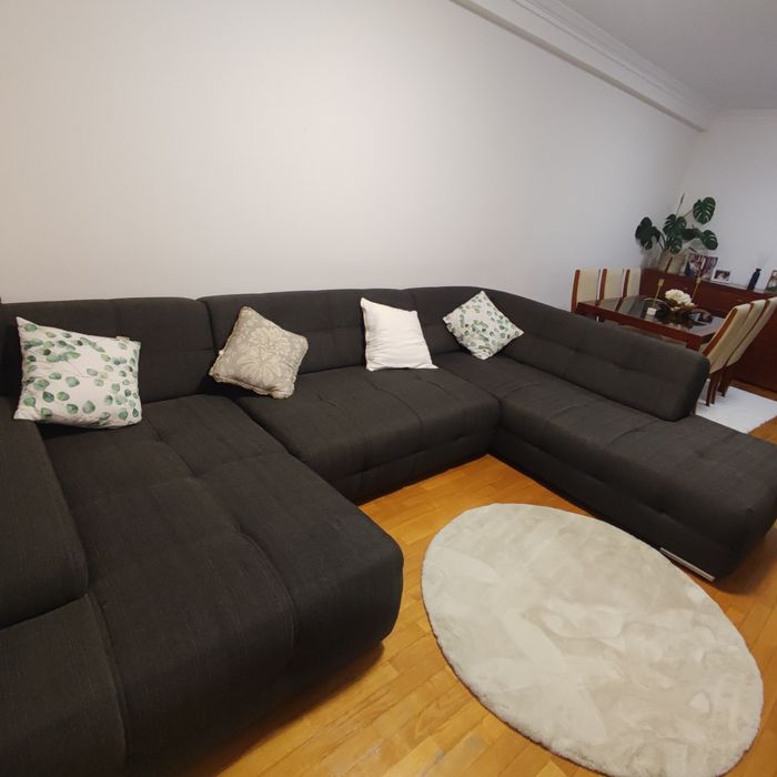 Sofá cinza Conforama