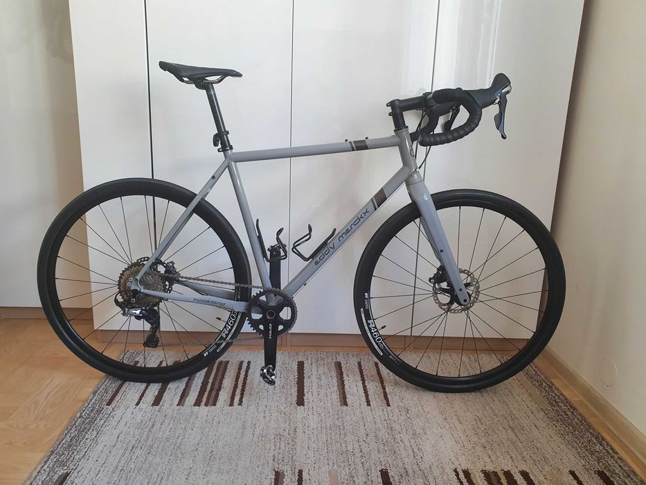 Kola DT Swiss R460 350s 28cali