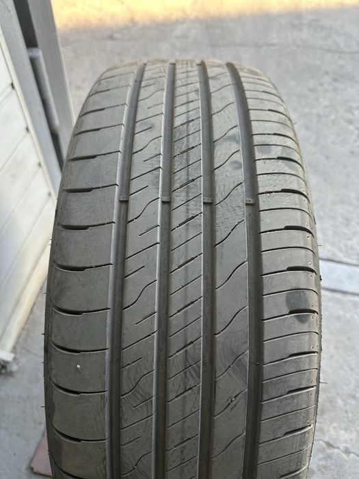 215.55.18 Резина летняя