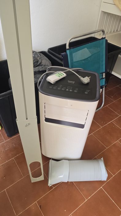 Ar condicionado/ desumidificador/ ventilador- como novo