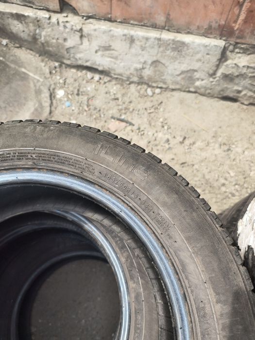 185/60R15 Nokian iLine