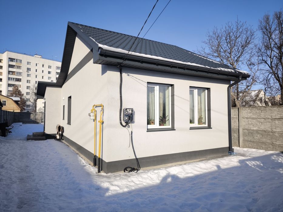 Продам невеликий  будинок Бровари