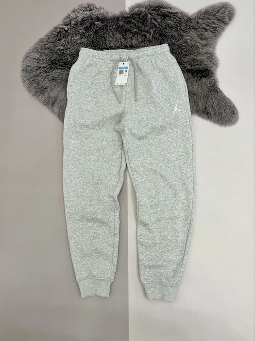 Новий костюм Jordan Brooklyn Fleece М розмір