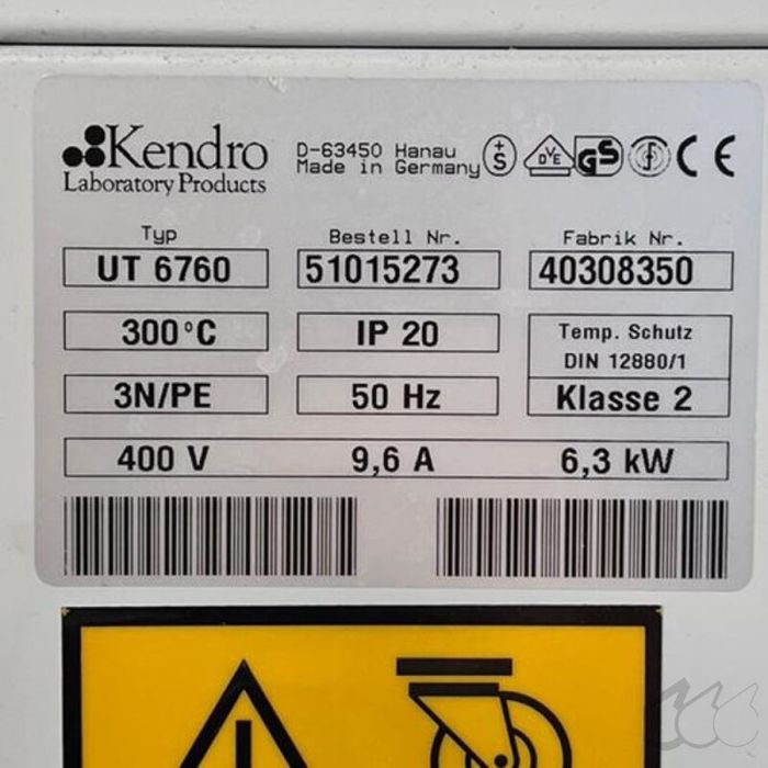 Suszarka laboratoryjna heraeus UT 6760