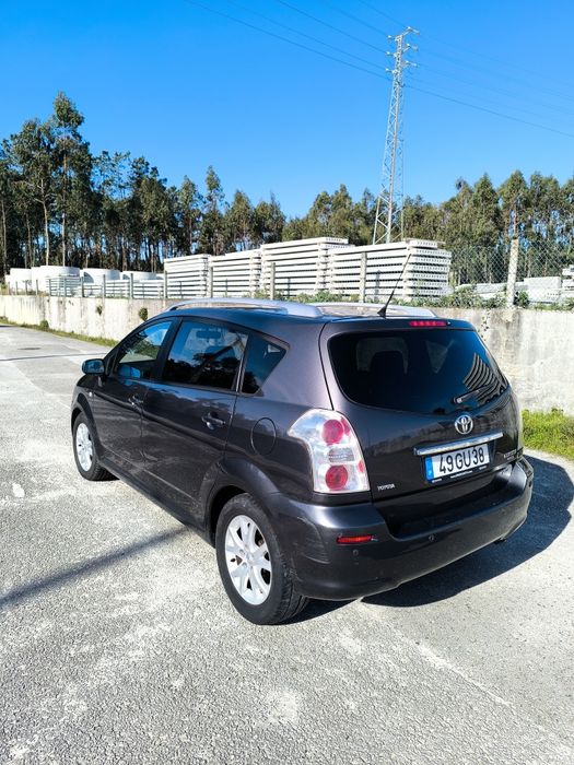 Toyota Corolla verso 2.2