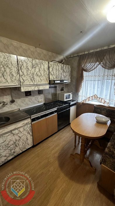 RLT S01 Оренда 2 кімнатної квартири, вул. Захисників України