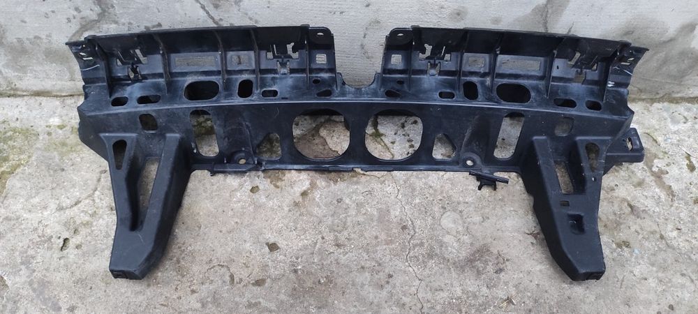 Кріплення (кронштейн) заднього бампера BMW X5 Е70 Рестайл