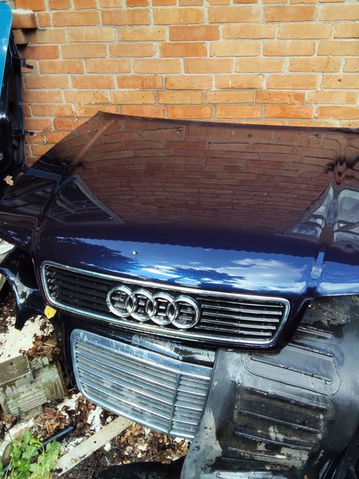Капот audi a6 c6 Ауді з решеткой и петлями