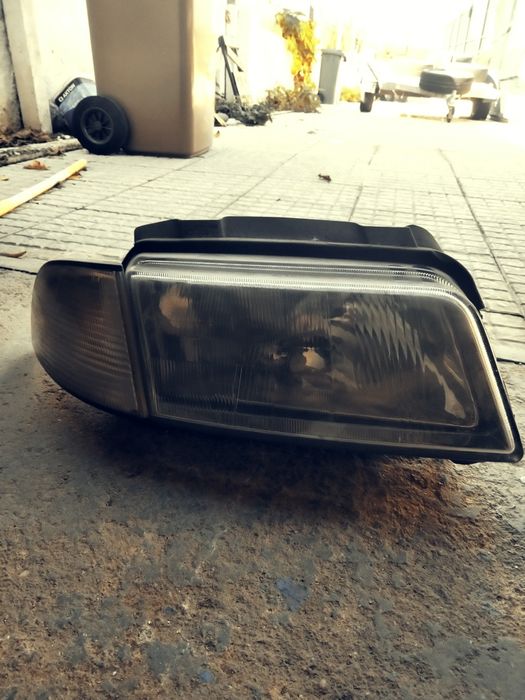 Farol esquerdo Audi 1.9tdi