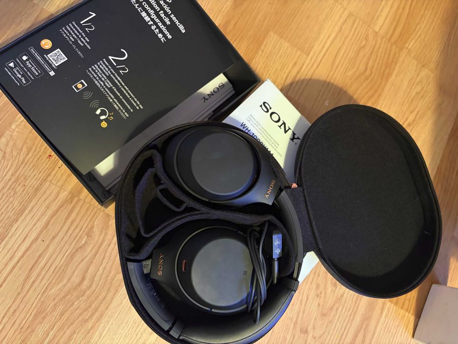 Słuchawki Sony WH-1000XM4 prawie nowe